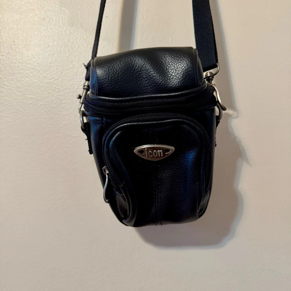 Icon Black Leather Camera Bag Crossbody Case Belt Bag Strap